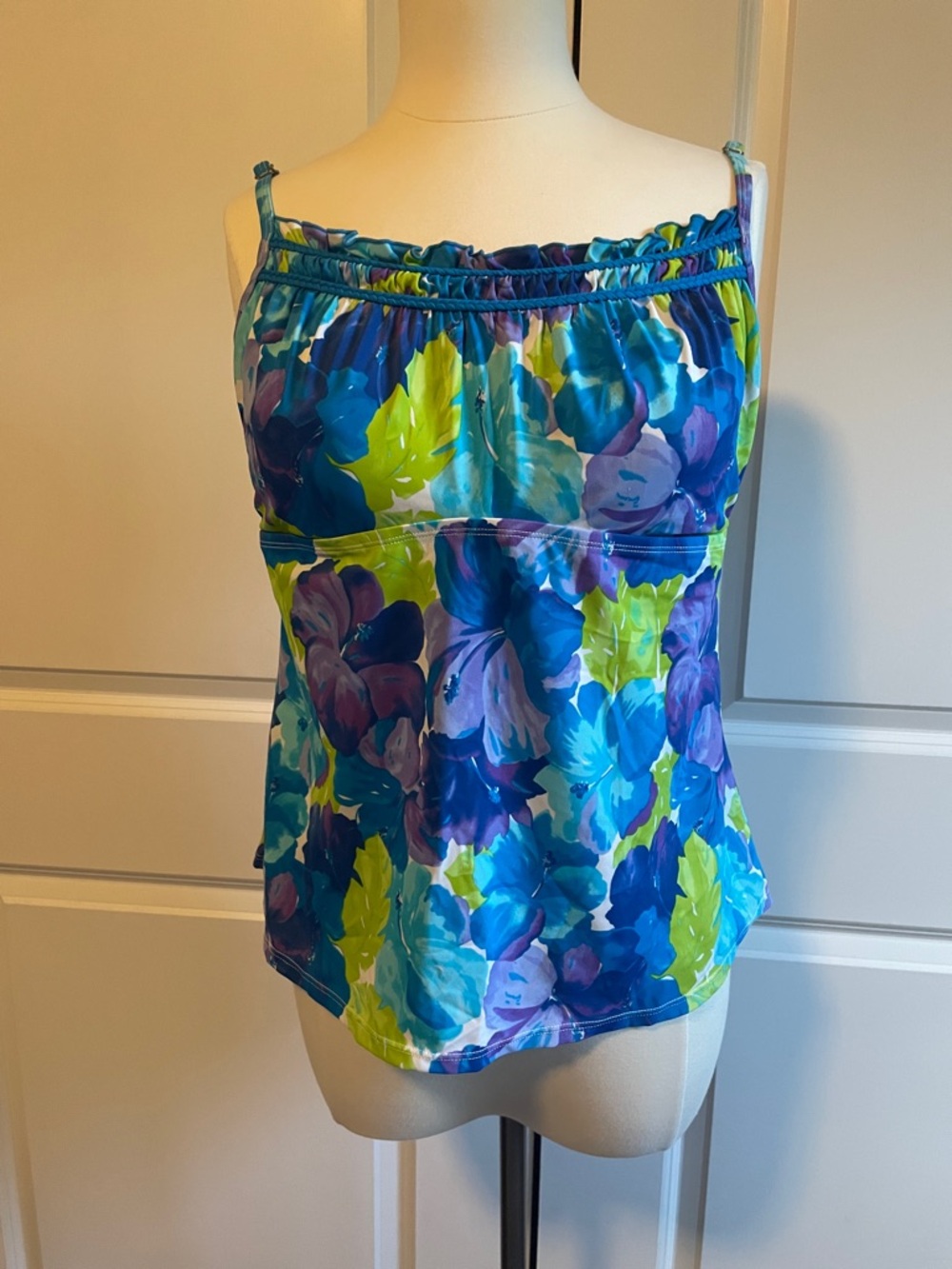 Jantzen Classics Floral Blue & Green Tankini Size 16